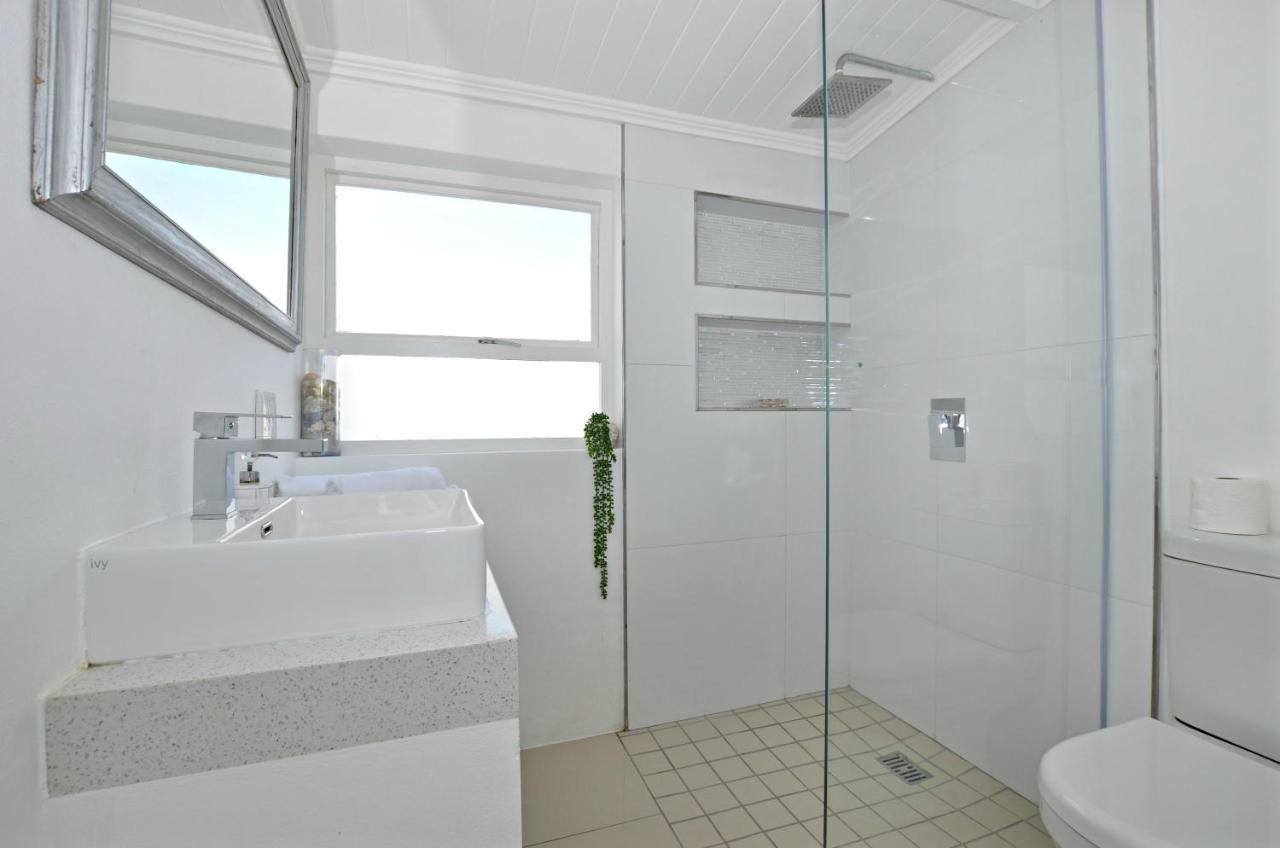 בלוברגסטראנד White Waves Beach House מראה חיצוני תמונה