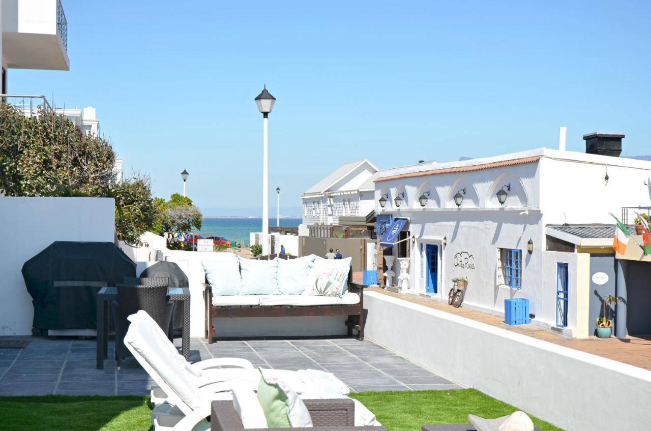 בלוברגסטראנד White Waves Beach House מראה חיצוני תמונה